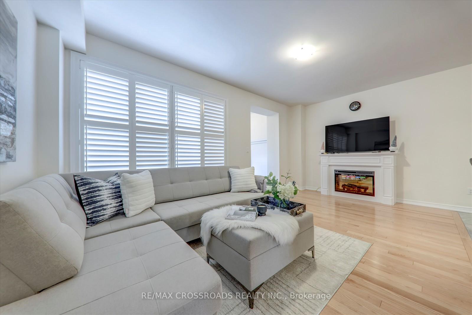 Photo 11 of 1183 Caliper Lane, Pickering, Rural Pickering — HOMEH
