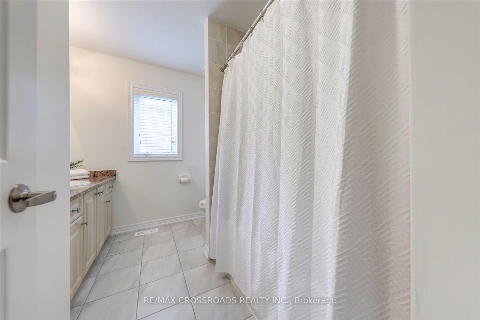 Photo 31 of 1183 Caliper Lane, Pickering, Rural Pickering — HOMEH