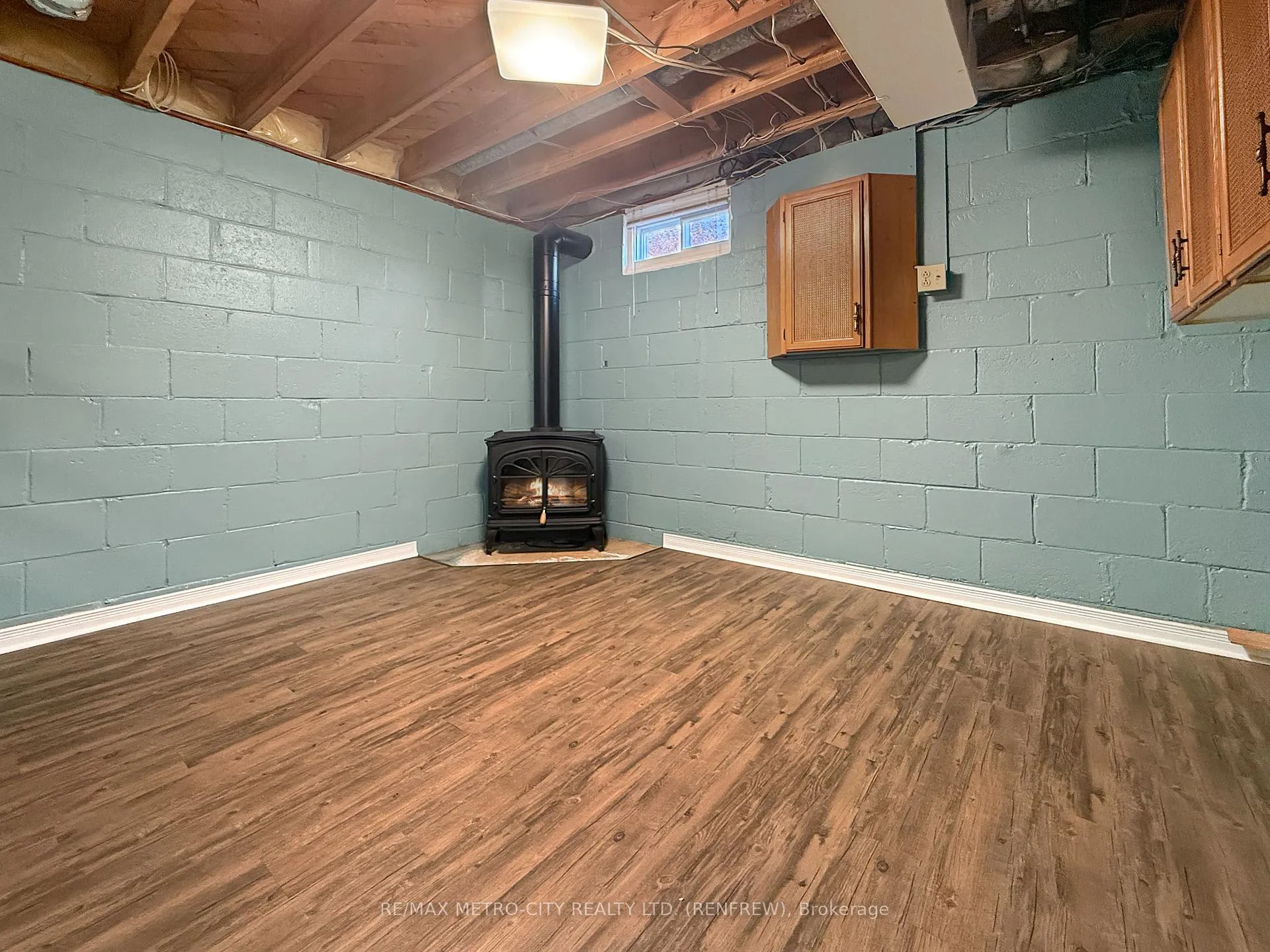Photo 12 of 64 Mclean Street, Renfrew — HOMEH