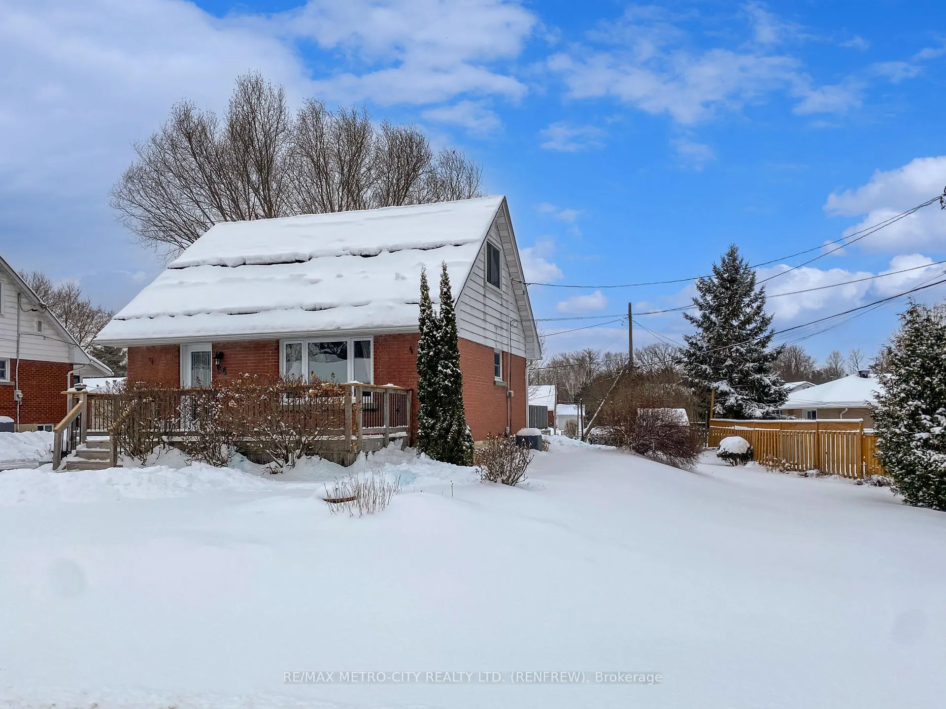 Photo 1 of 64 Mclean Street, Renfrew — HOMEH
