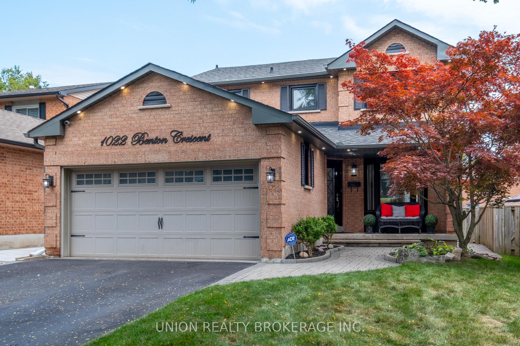 Photo 1 of 1022 Benton Crescent, Pickering, Liverpool — HOMEH