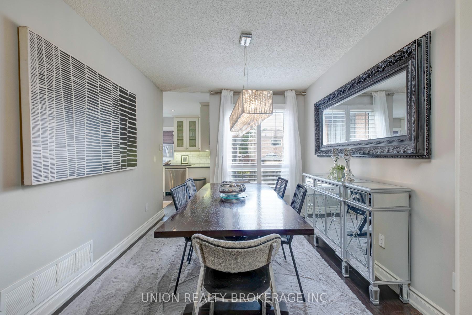 Photo 7 of 1022 Benton Crescent, Pickering, Liverpool — HOMEH