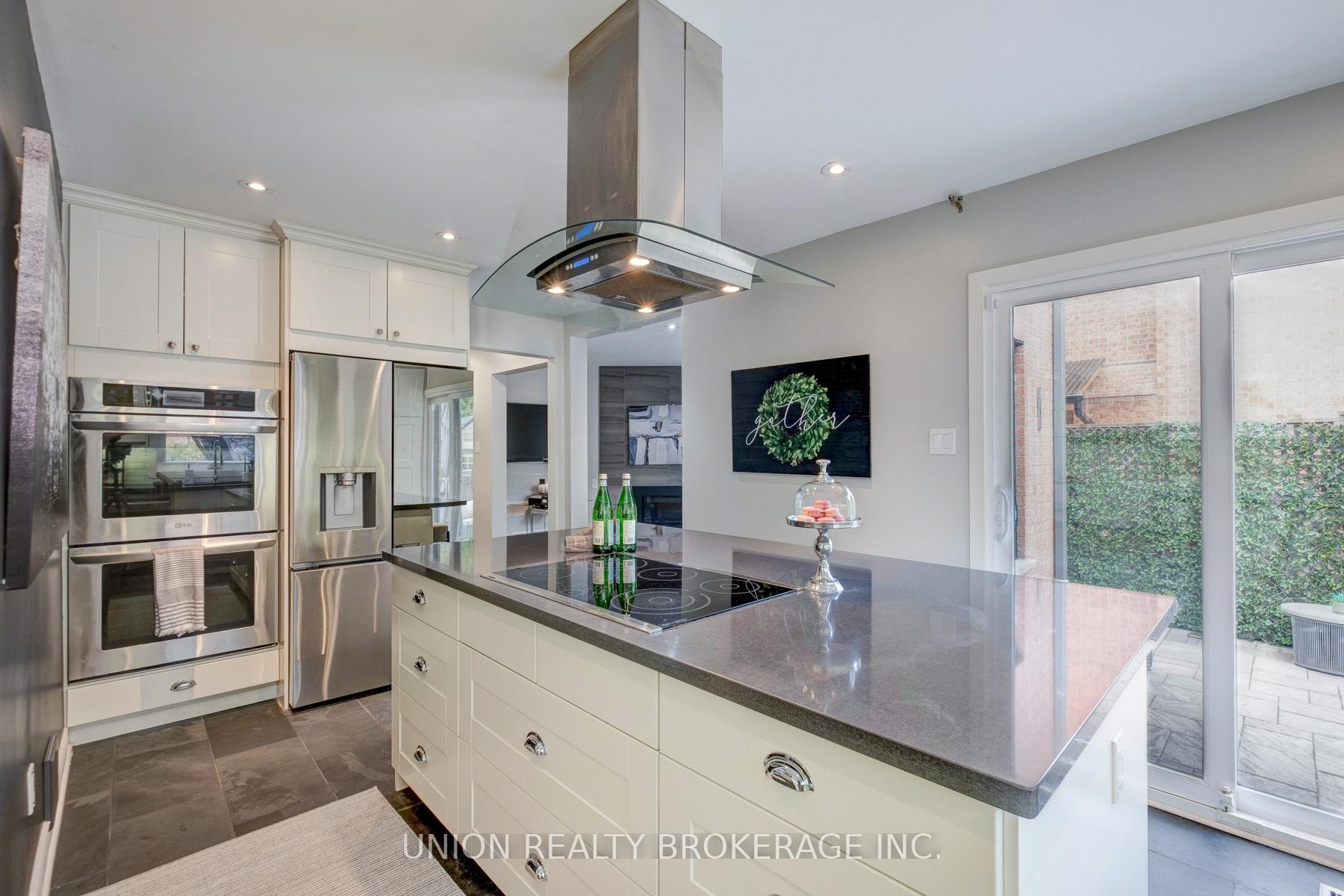 Photo 12 of 1022 Benton Crescent, Pickering, Liverpool — HOMEH