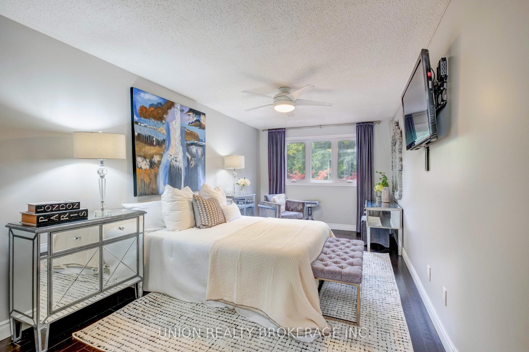 Photo 17 of 1022 Benton Crescent, Pickering, Liverpool — HOMEH