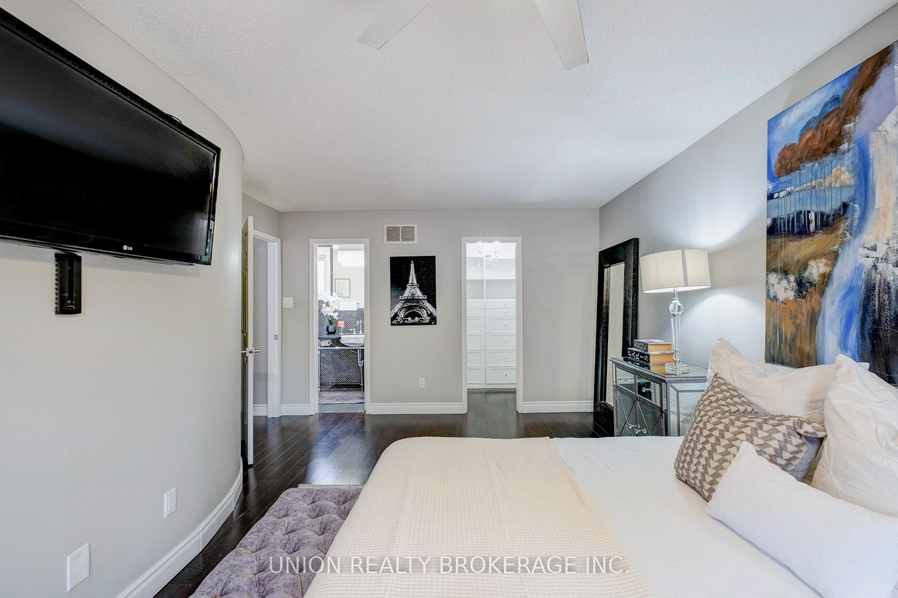 Photo 18 of 1022 Benton Crescent, Pickering, Liverpool — HOMEH