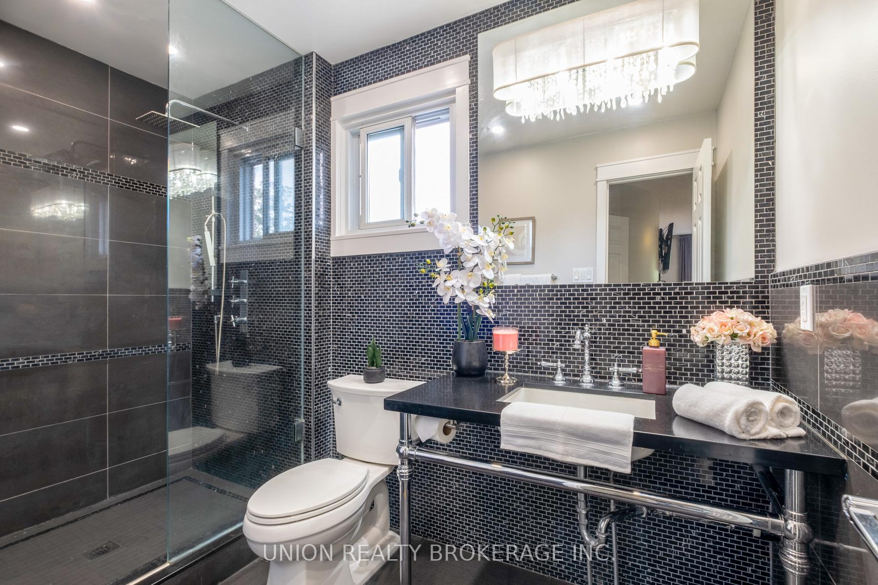 Photo 20 of 1022 Benton Crescent, Pickering, Liverpool — HOMEH