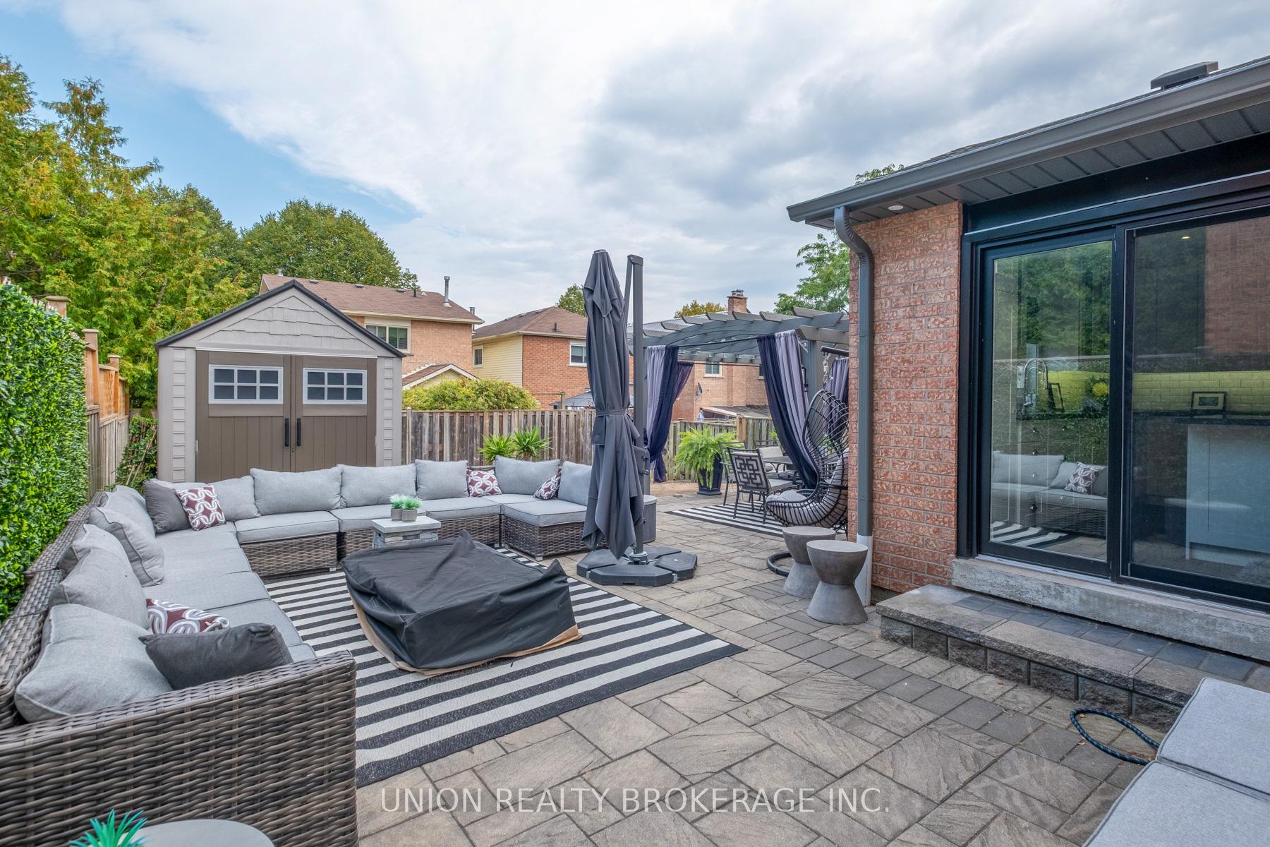 Photo 29 of 1022 Benton Crescent, Pickering, Liverpool — HOMEH