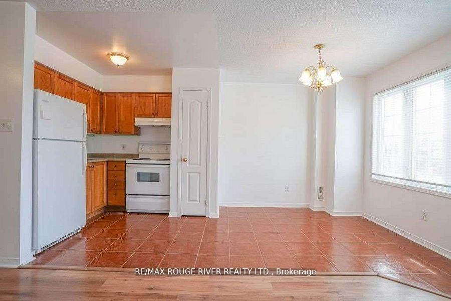 Photo 8 of Unit 3, 262 Bruce Street, Oshawa, Central — HOMEH