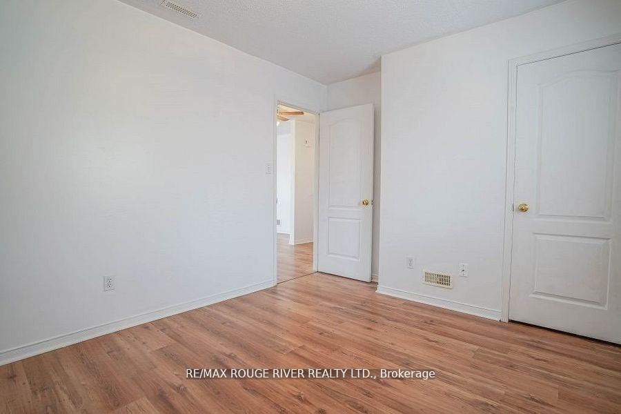 Photo 14 of Unit 3, 262 Bruce Street, Oshawa, Central — HOMEH