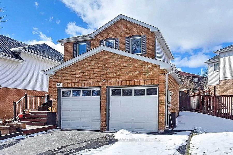 Photo 2 of 1647 Middleton Street, Pickering, Brock Ridge — HOMEH