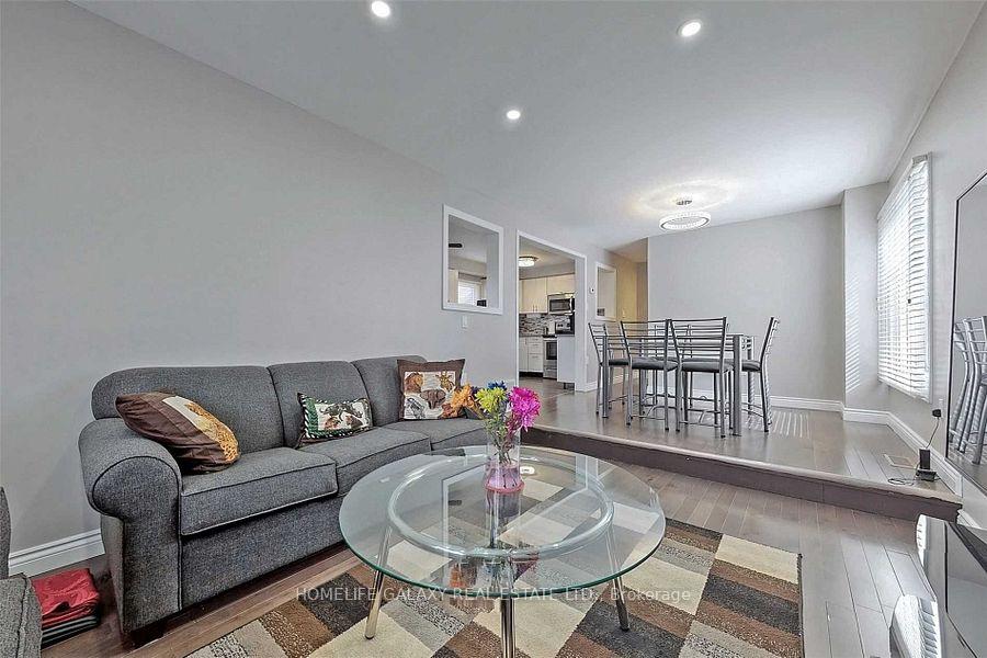 Photo 8 of 1647 Middleton Street, Pickering, Brock Ridge — HOMEH