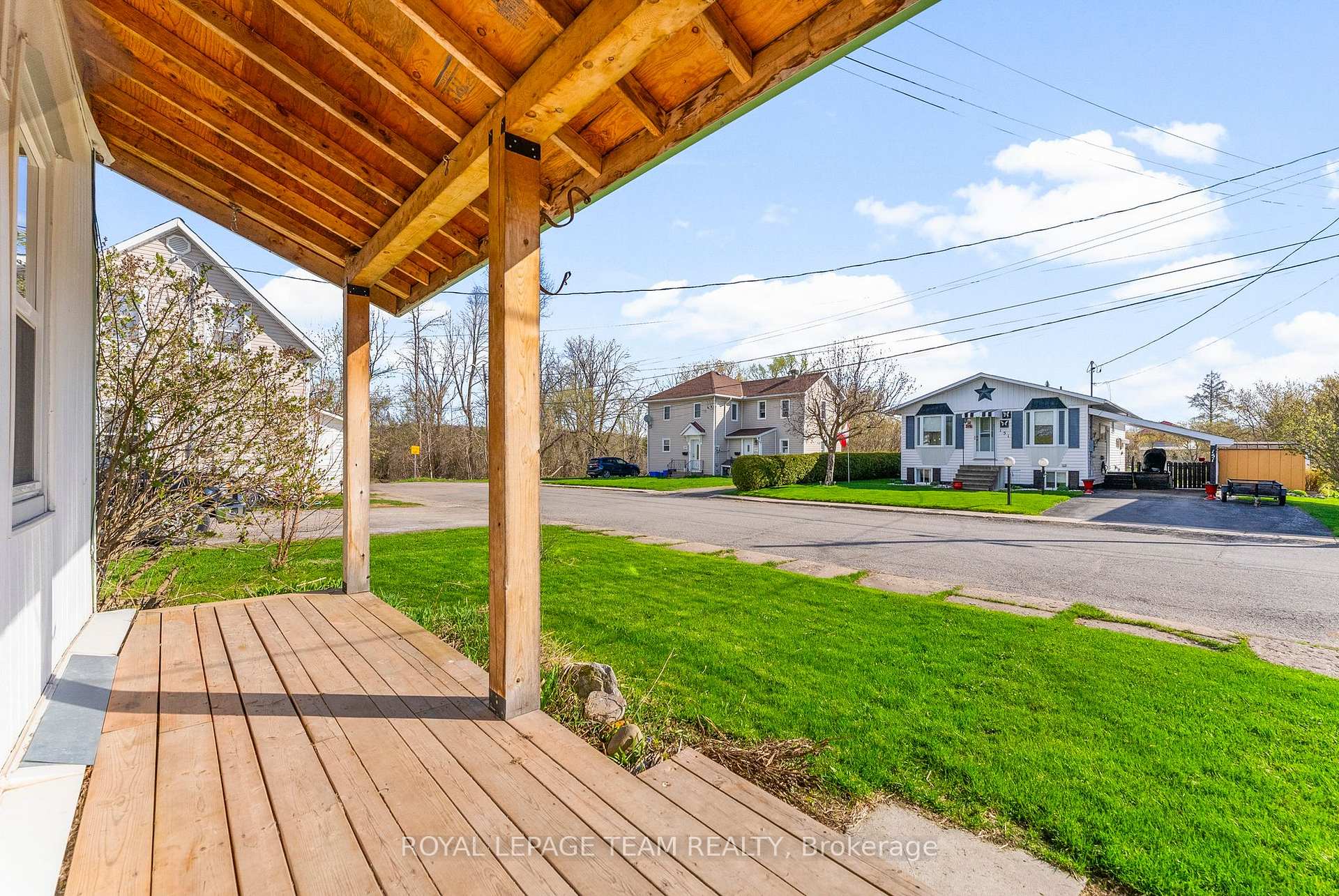 Photo 2 of 150 Farewell Street, Renfrew — HOMEH