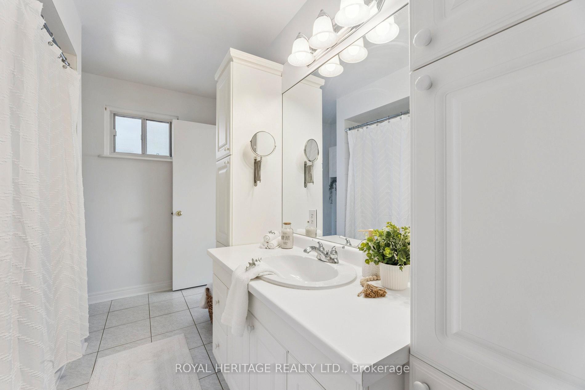 Photo 27 of 606 Stonebridge Lane, Pickering, West Shore — HOMEH