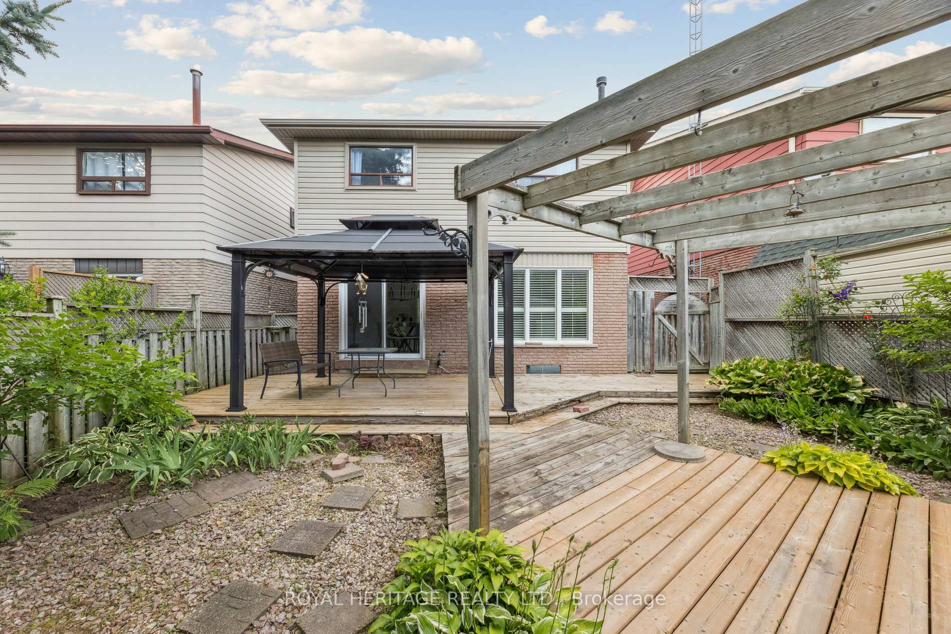 Photo 46 of 606 Stonebridge Lane, Pickering, West Shore — HOMEH