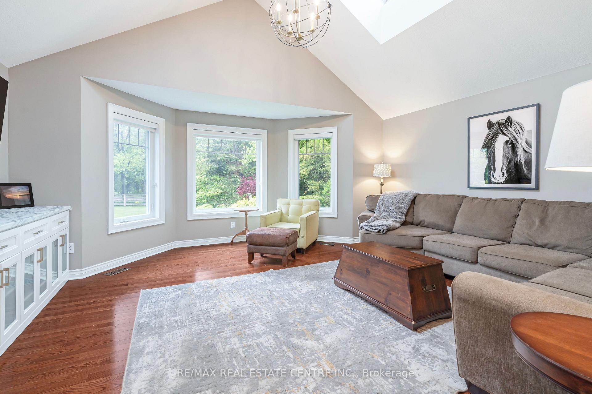 Photo 10 of 4477 Victoria Road S, Puslinch, Rural Puslinch East — HOMEH