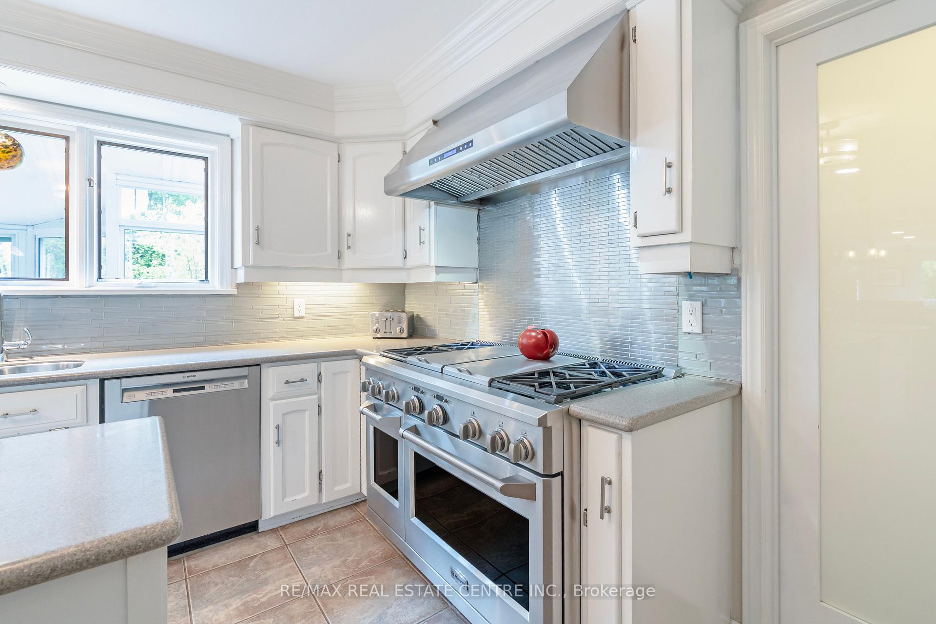 Photo 24 of 4477 Victoria Road S, Puslinch, Rural Puslinch East — HOMEH