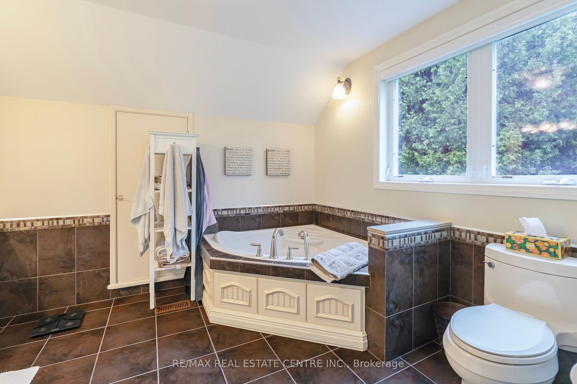 Photo 27 of 4477 Victoria Road S, Puslinch, Rural Puslinch East — HOMEH