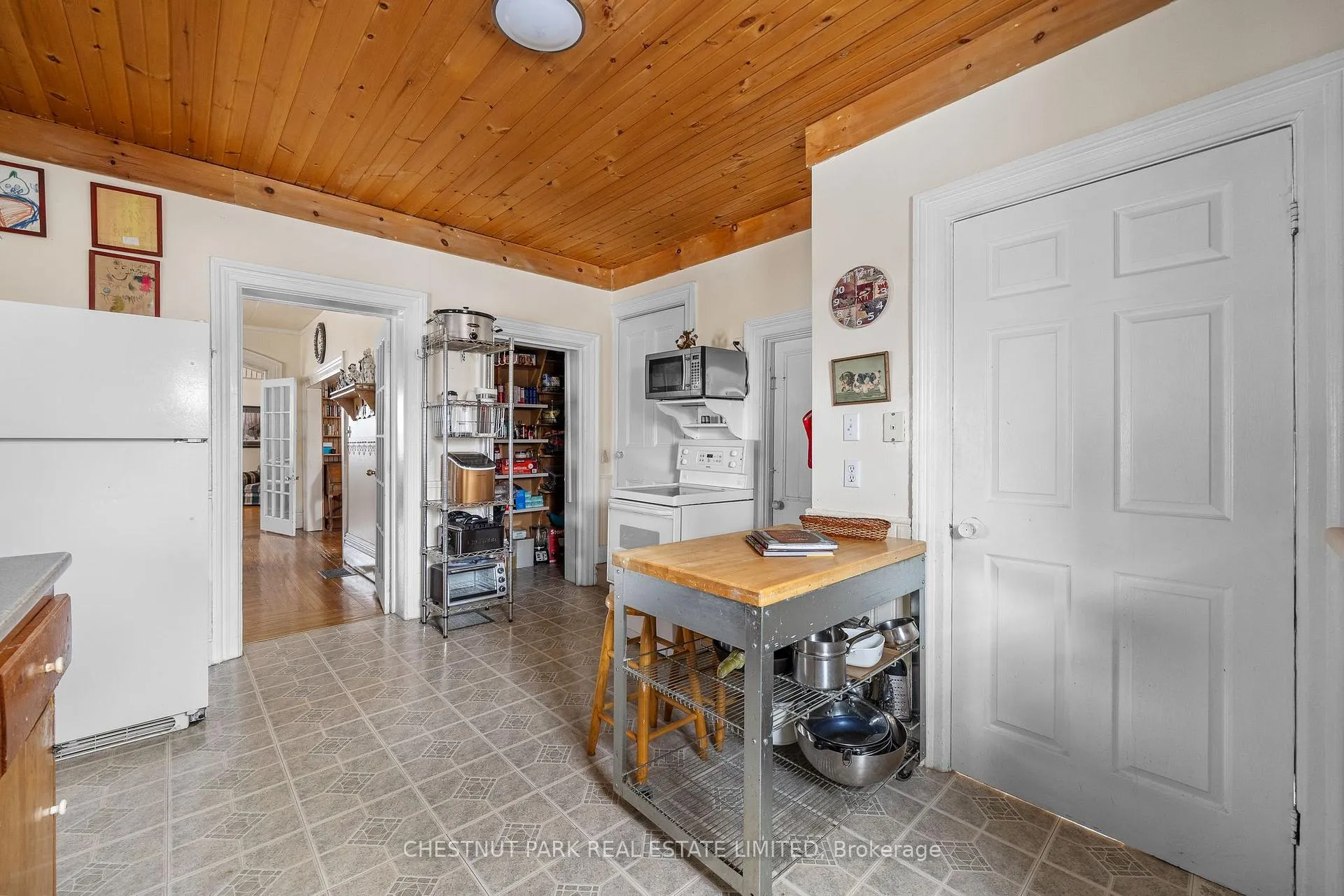 Photo 16 of 12 Maple Avenue, Prince Edward County, Picton — HOMEH