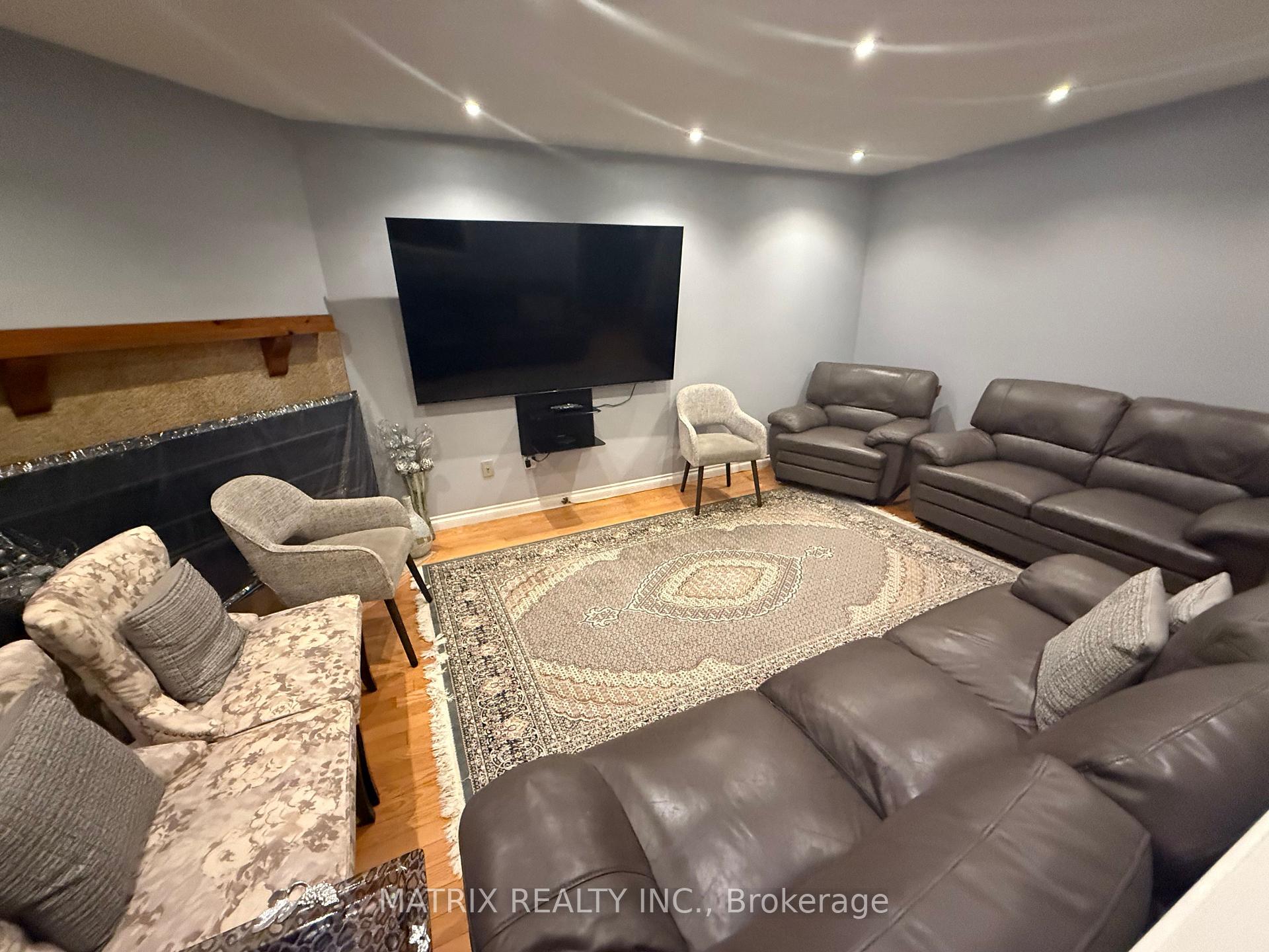 Photo 6 of Unit A, 1602 Middleton Street, Pickering, Brock Ridge — HOMEH