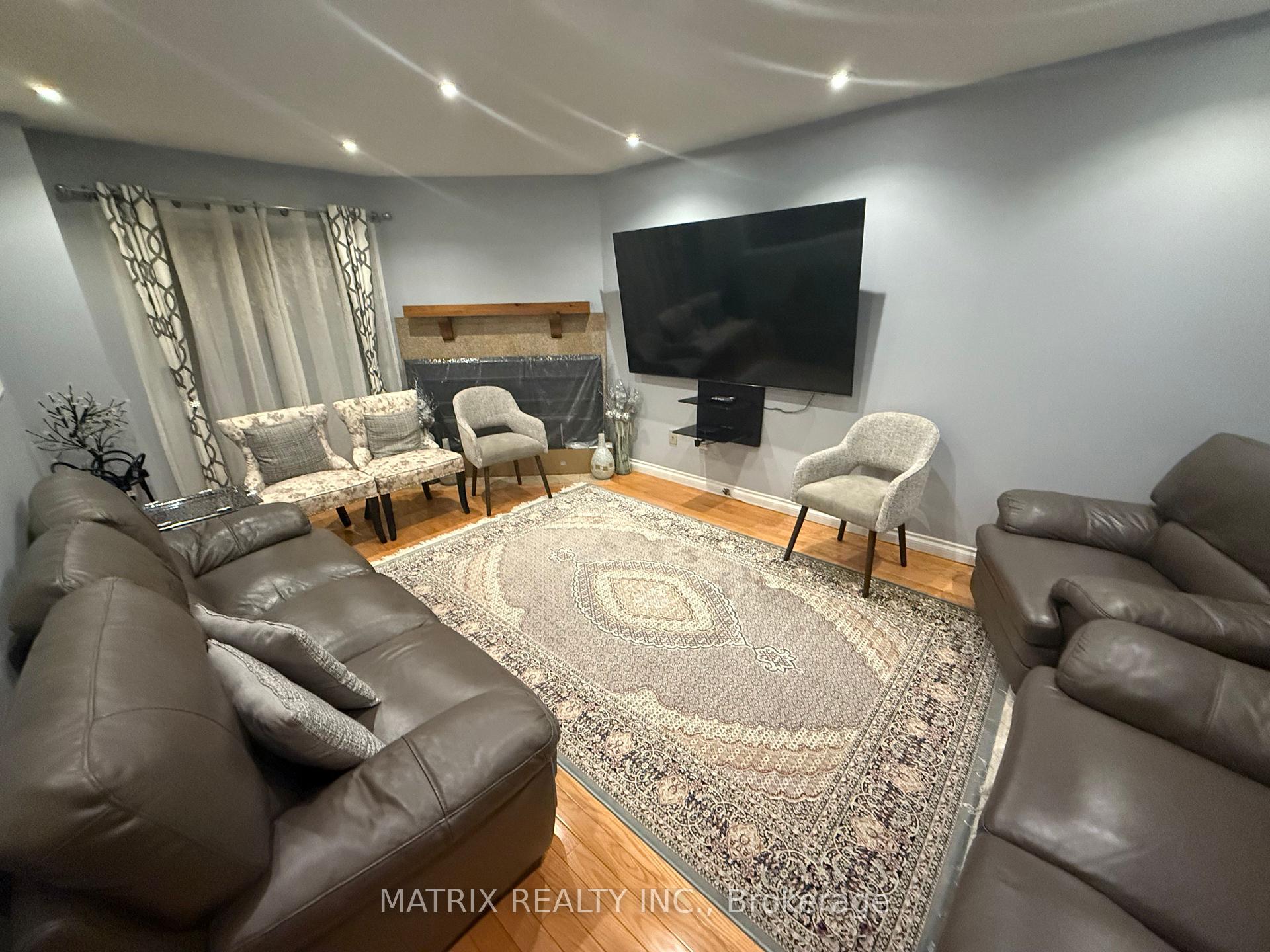 Photo 7 of Unit A, 1602 Middleton Street, Pickering, Brock Ridge — HOMEH