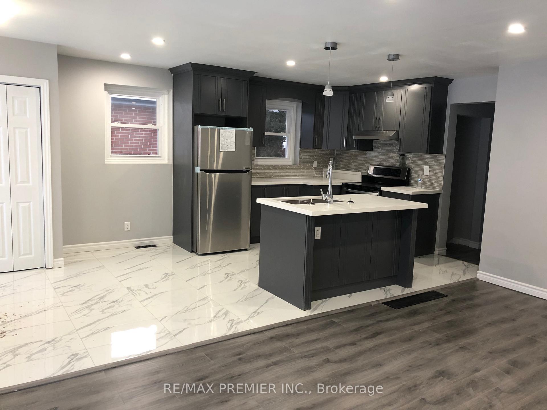 Photo 4 of 1016 Olive Avenue, Oshawa, Donevan — HOMEH