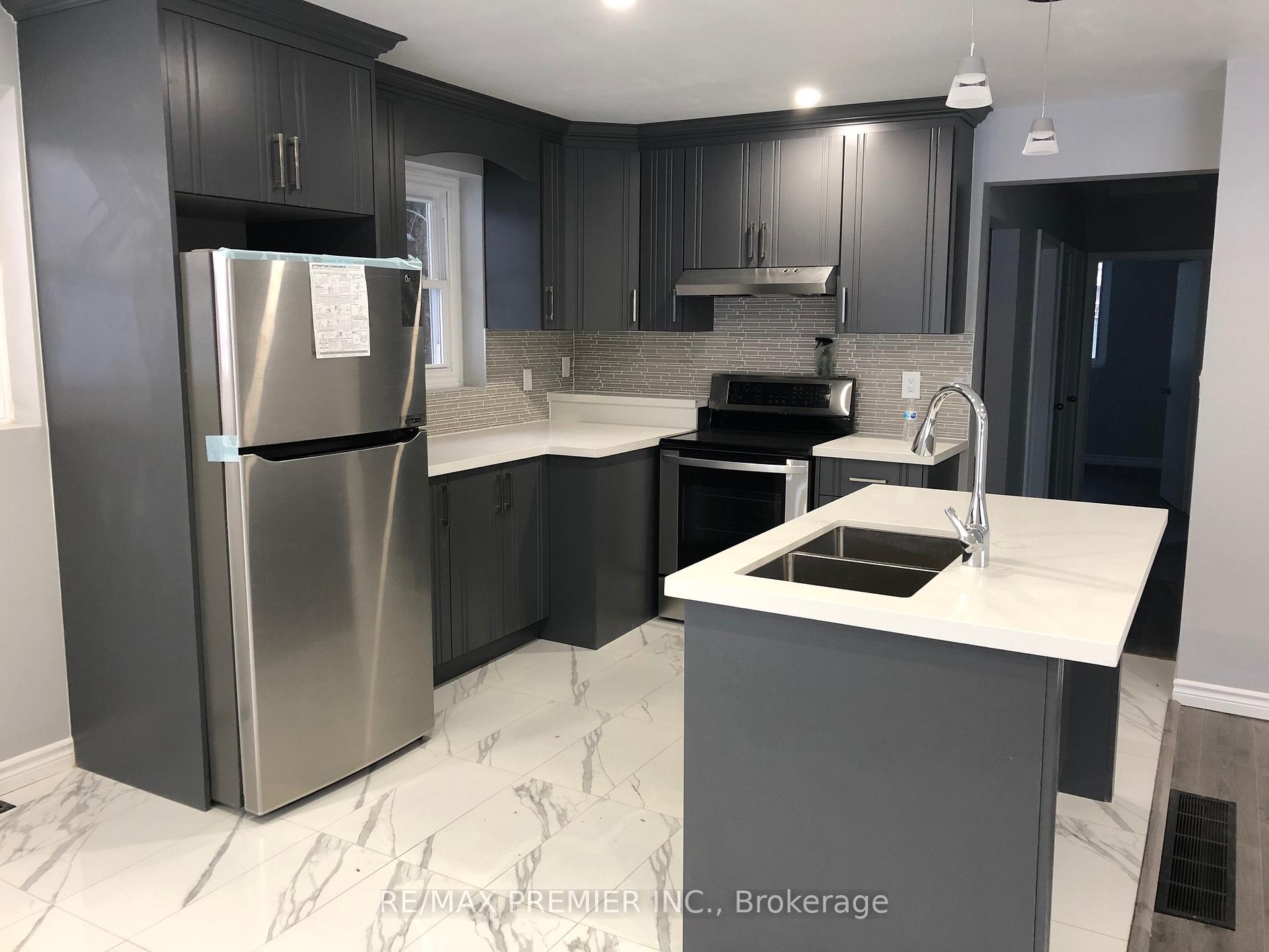 Photo 5 of 1016 Olive Avenue, Oshawa, Donevan — HOMEH