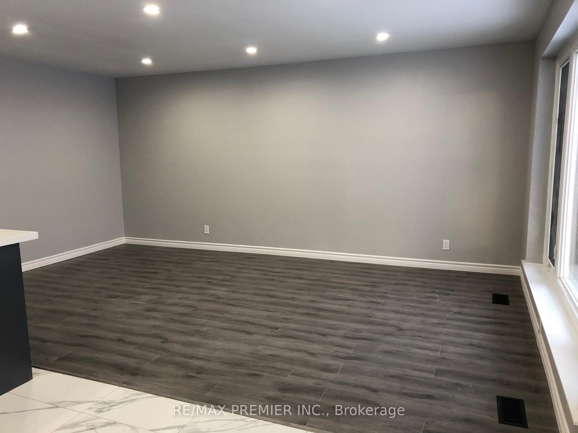 Photo 7 of 1016 Olive Avenue, Oshawa, Donevan — HOMEH