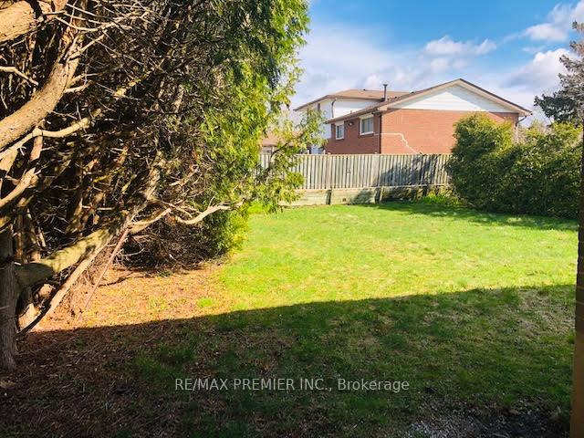 Photo 15 of 1016 Olive Avenue, Oshawa, Donevan — HOMEH