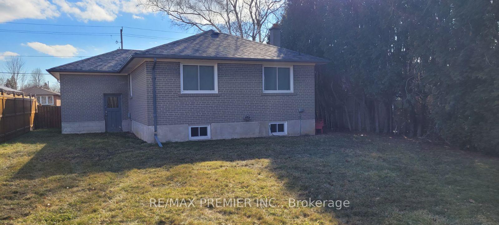 Photo 16 of 1016 Olive Avenue, Oshawa, Donevan — HOMEH