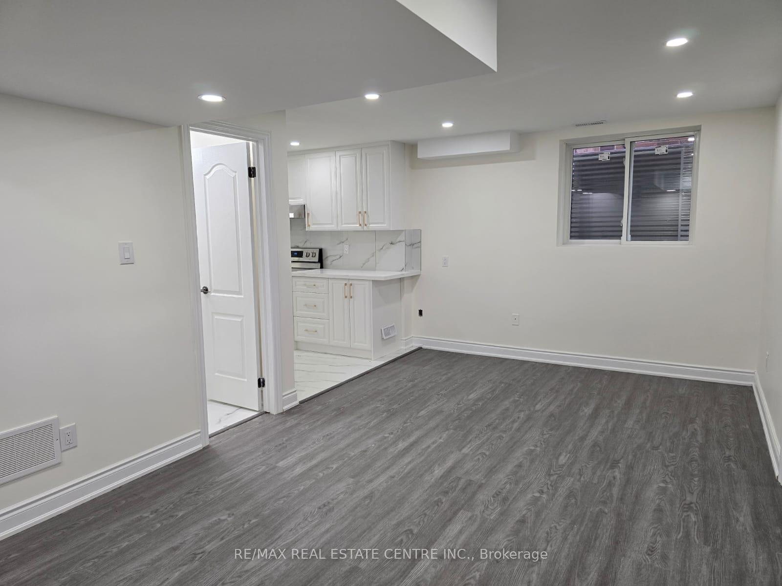 Photo 3 of 653 Yates Drive, Milton, Coates — HOMEH
