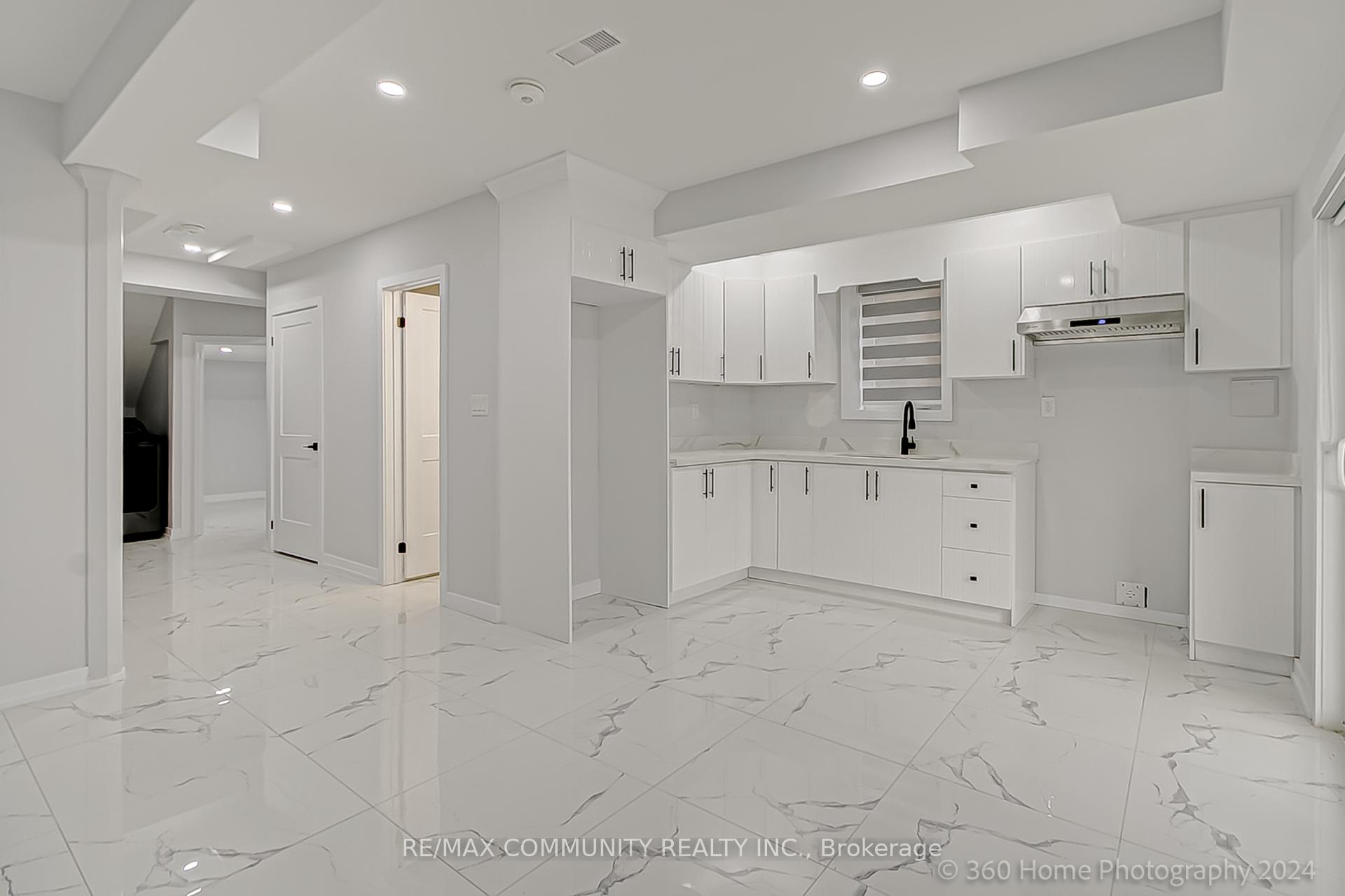Photo 2 of Unit Bsmt, 924 Rexton Drive, Oshawa, Kedron — HOMEH
