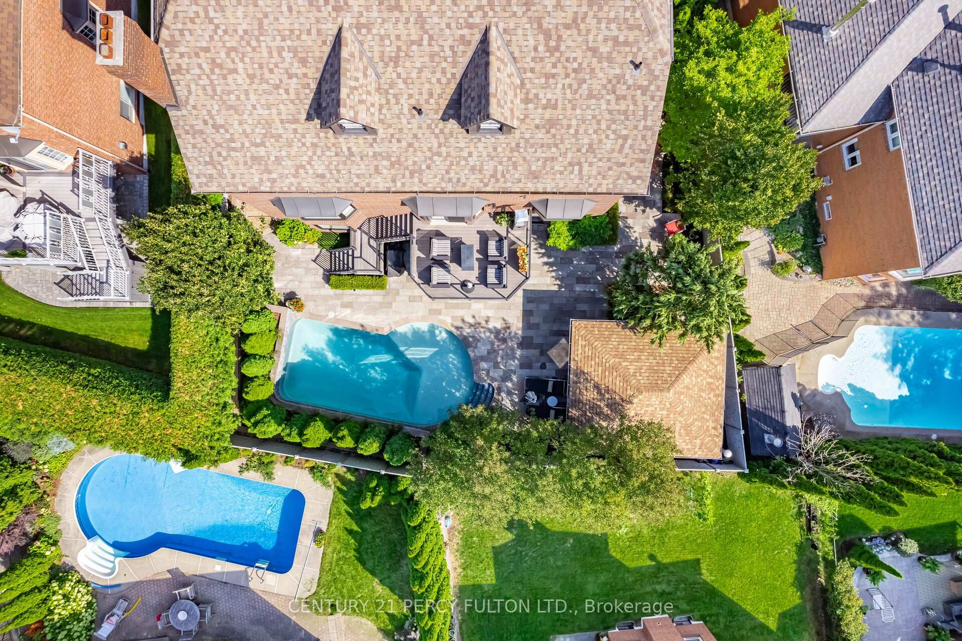 Photo 2 of 939 Duncannon Drive, Pickering, Liverpool — HOMEH