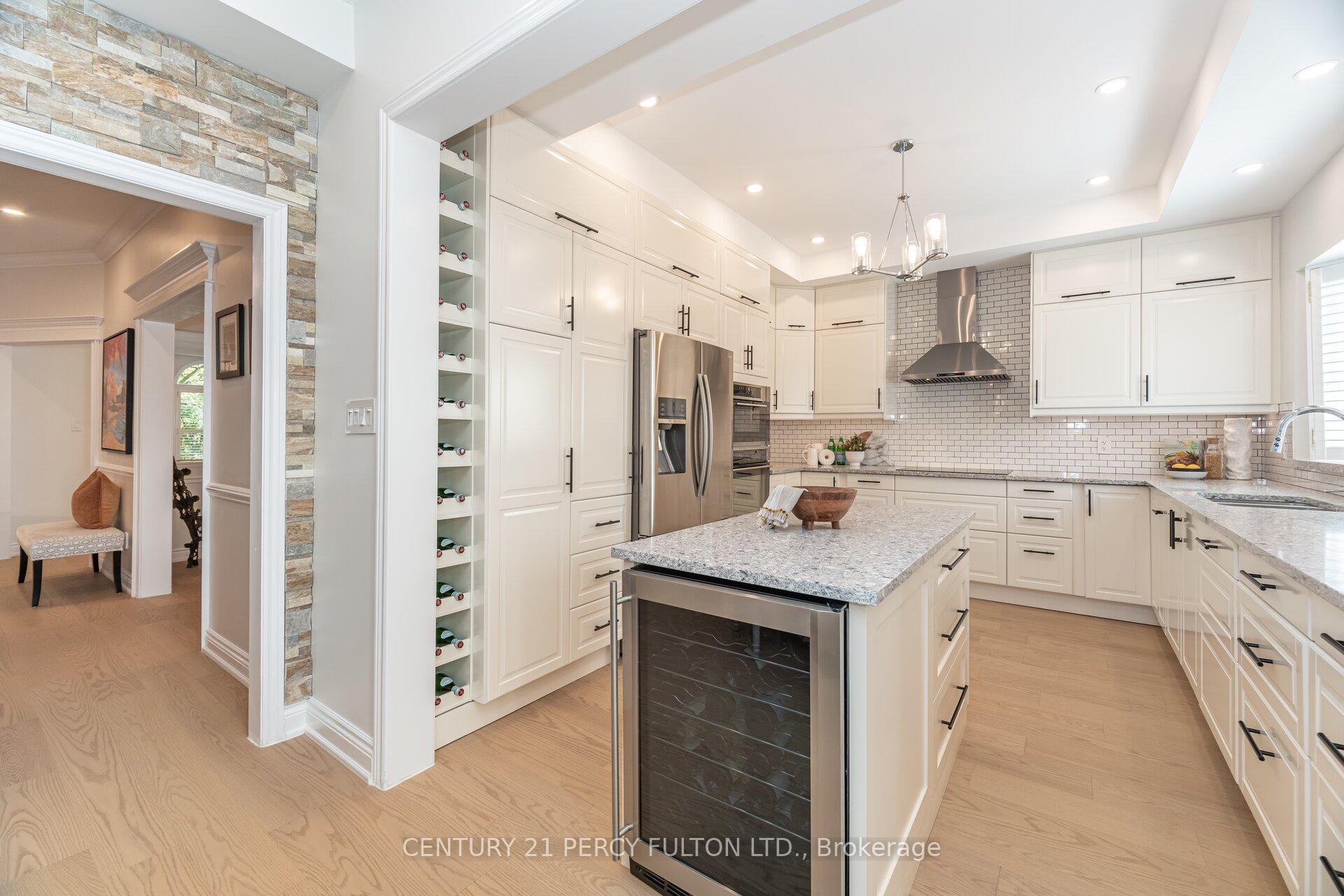 Photo 6 of 939 Duncannon Drive, Pickering, Liverpool — HOMEH