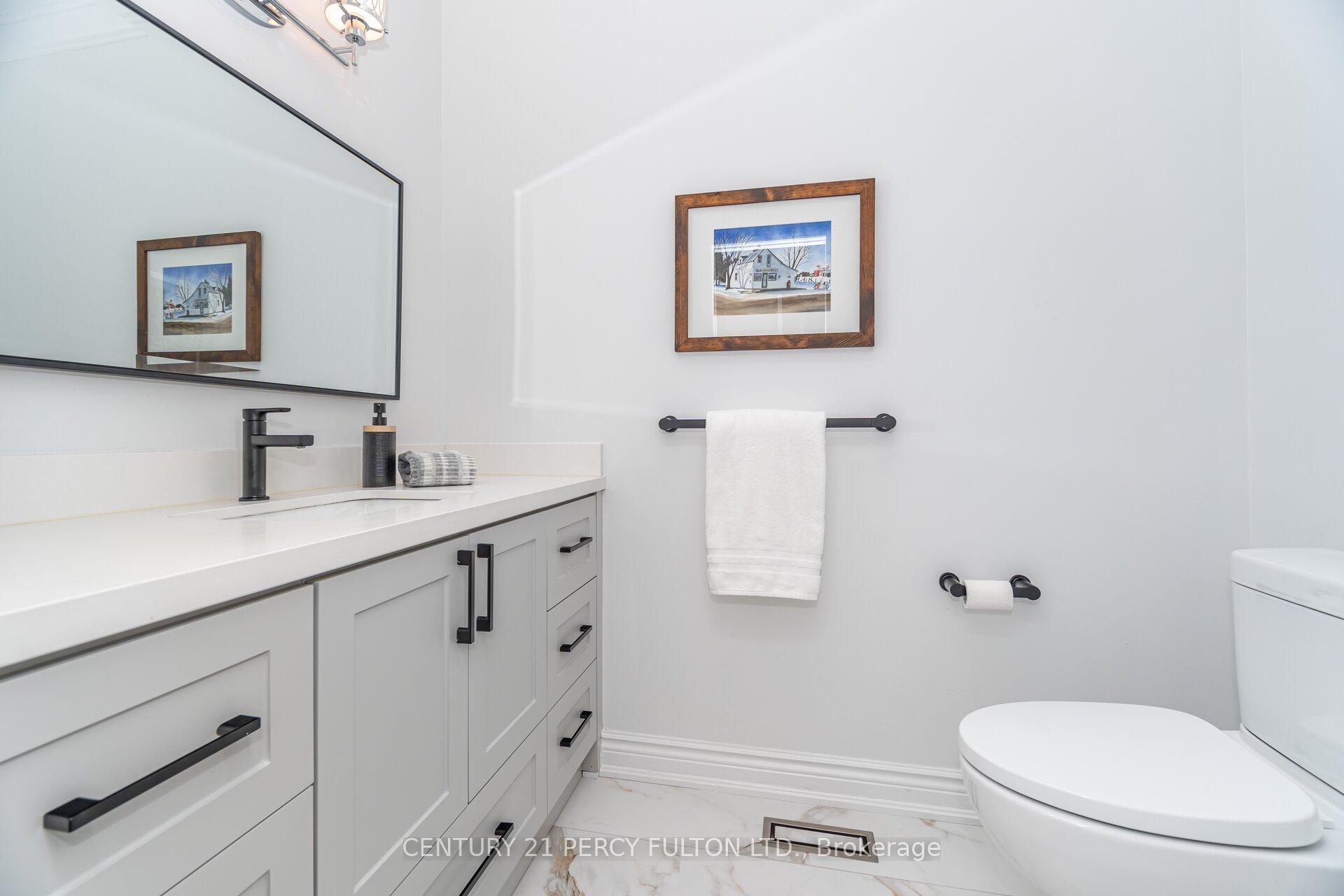 Photo 14 of 939 Duncannon Drive, Pickering, Liverpool — HOMEH