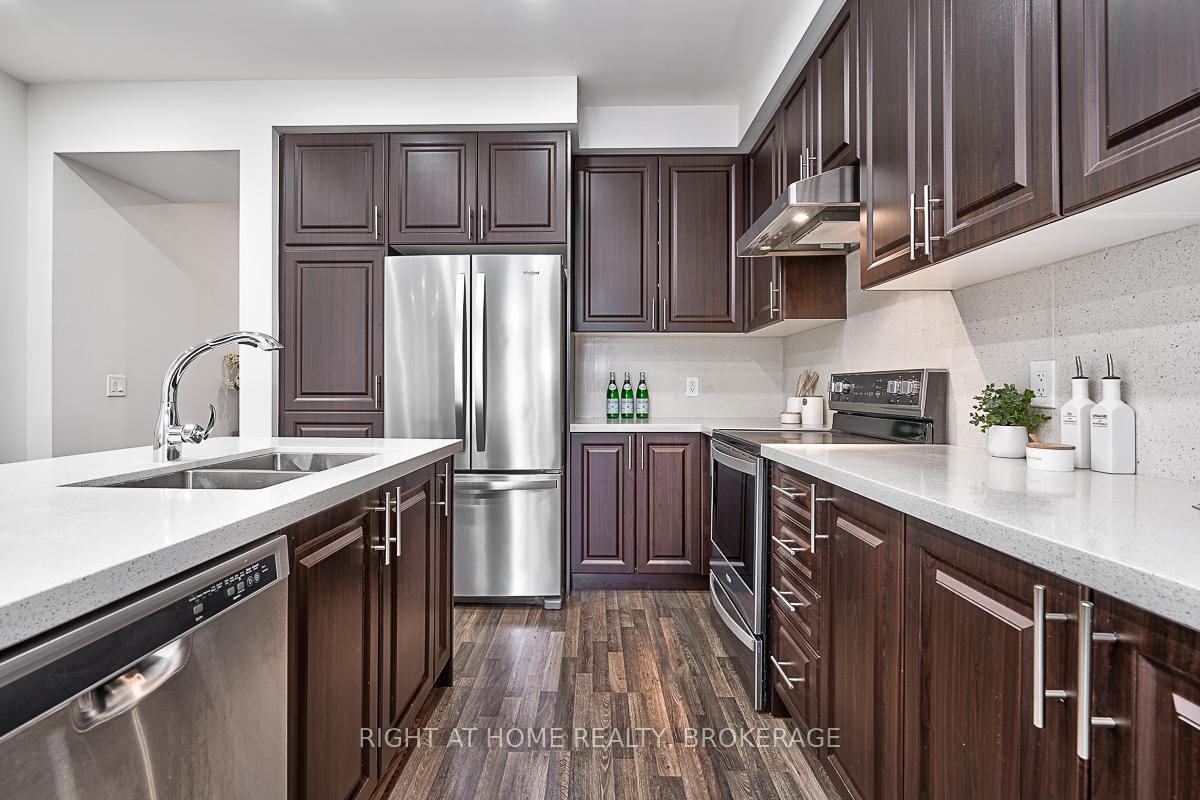 Photo 10 of 1475 Pratt Heights, Milton, Ford — HOMEH