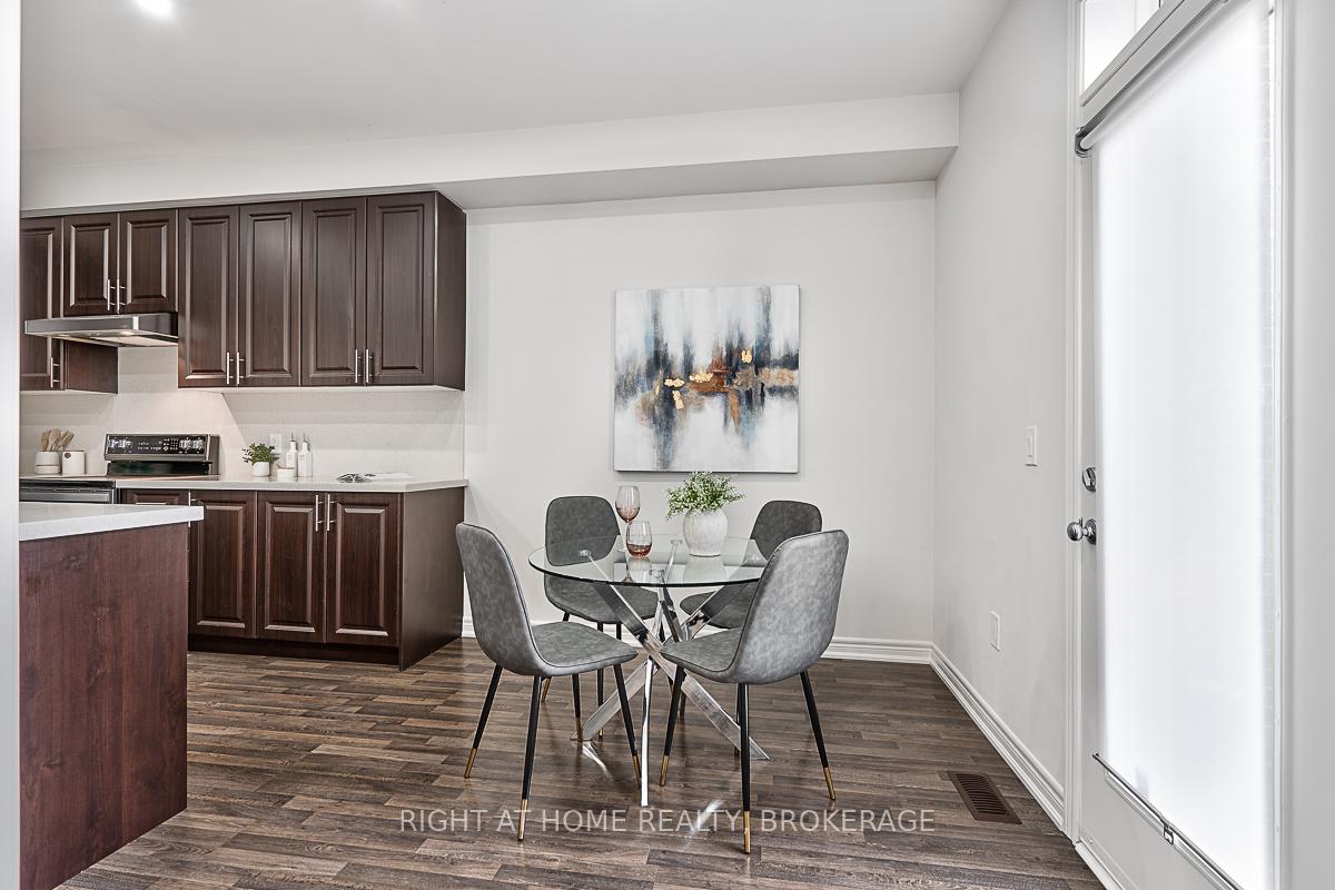 Photo 11 of 1475 Pratt Heights, Milton, Ford — HOMEH