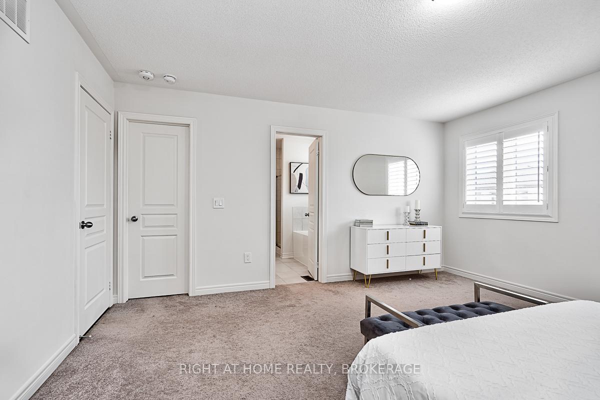 Photo 14 of 1475 Pratt Heights, Milton, Ford — HOMEH