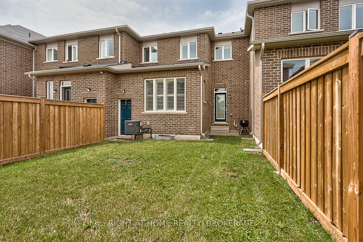 Photo 21 of 1475 Pratt Heights, Milton, Ford — HOMEH