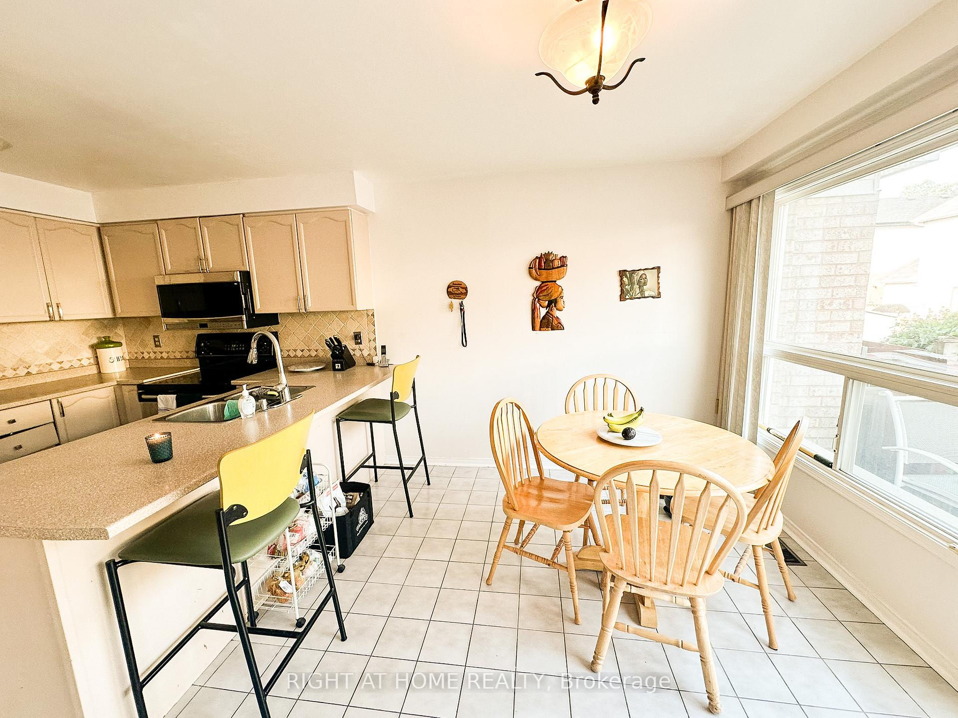 Photo 10 of 1462 Major Oaks Road, Pickering, Brock Ridge — HOMEH
