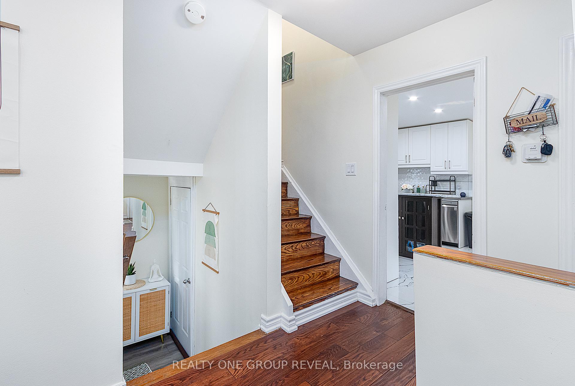 Photo 10 of 839 Modlin Road, Pickering, Bay Ridges — HOMEH
