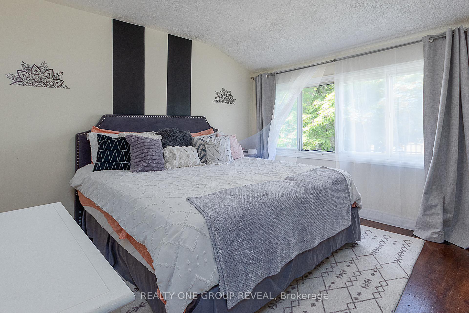 Photo 12 of 839 Modlin Road, Pickering, Bay Ridges — HOMEH
