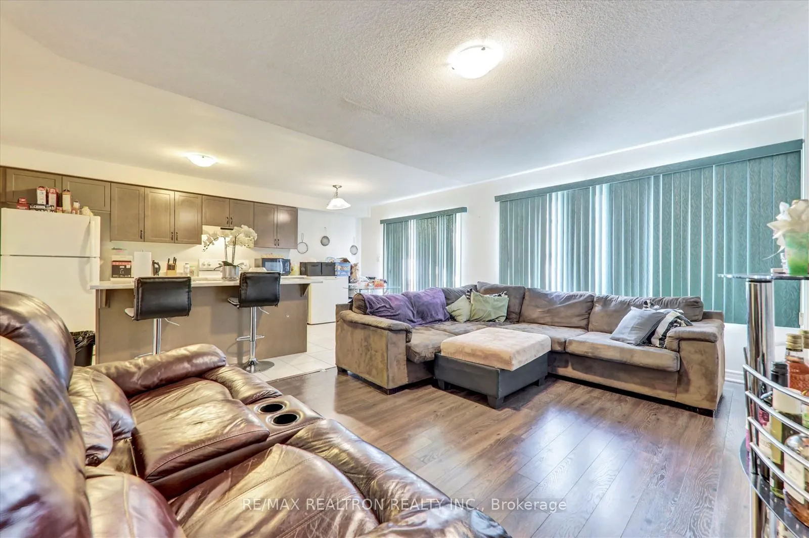Photo 10 of 1023 Dragonfly Avenue, Pickering, Rural Pickering — HOMEH