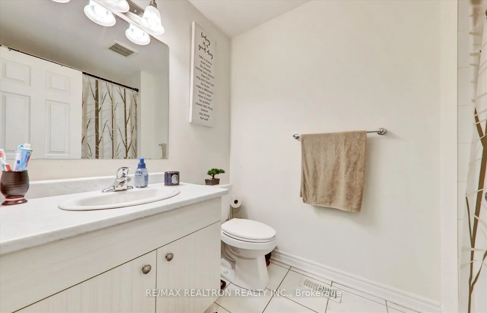 Photo 17 of 1023 Dragonfly Avenue, Pickering, Rural Pickering — HOMEH