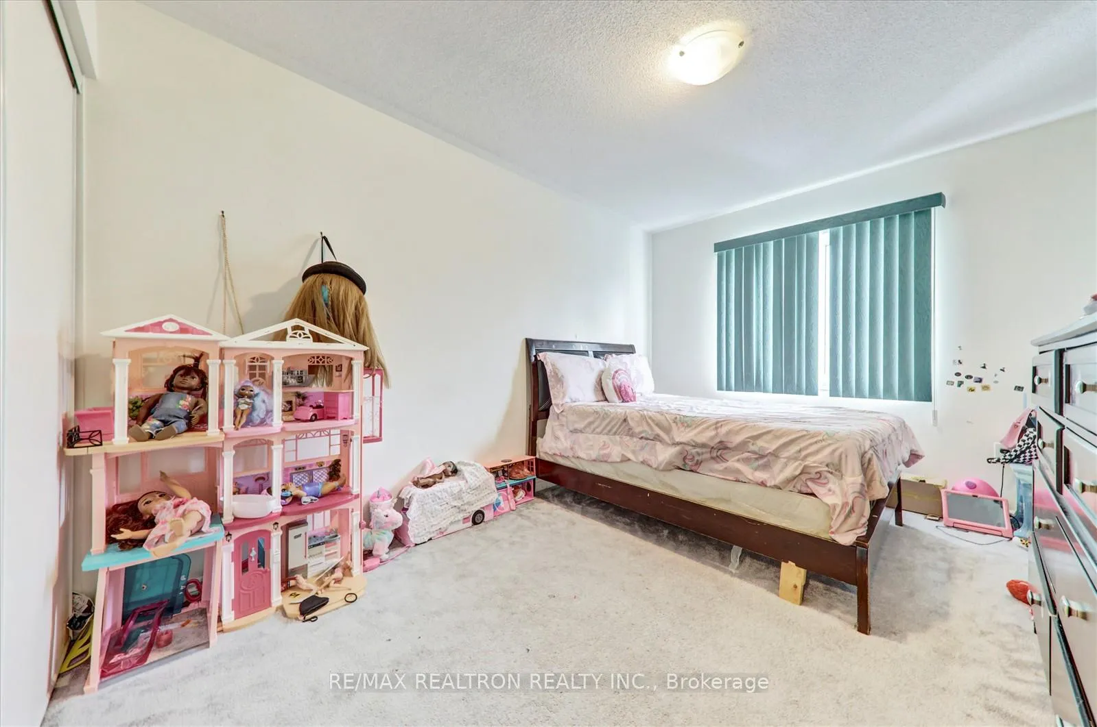 Photo 18 of 1023 Dragonfly Avenue, Pickering, Rural Pickering — HOMEH
