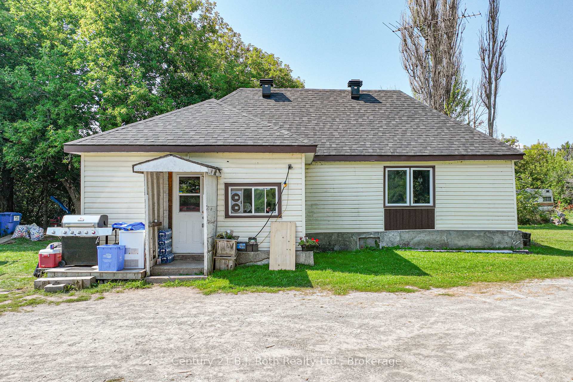 Photo 11 of 5135 Sideroad 25, Ramara, Rural Ramara — HOMEH