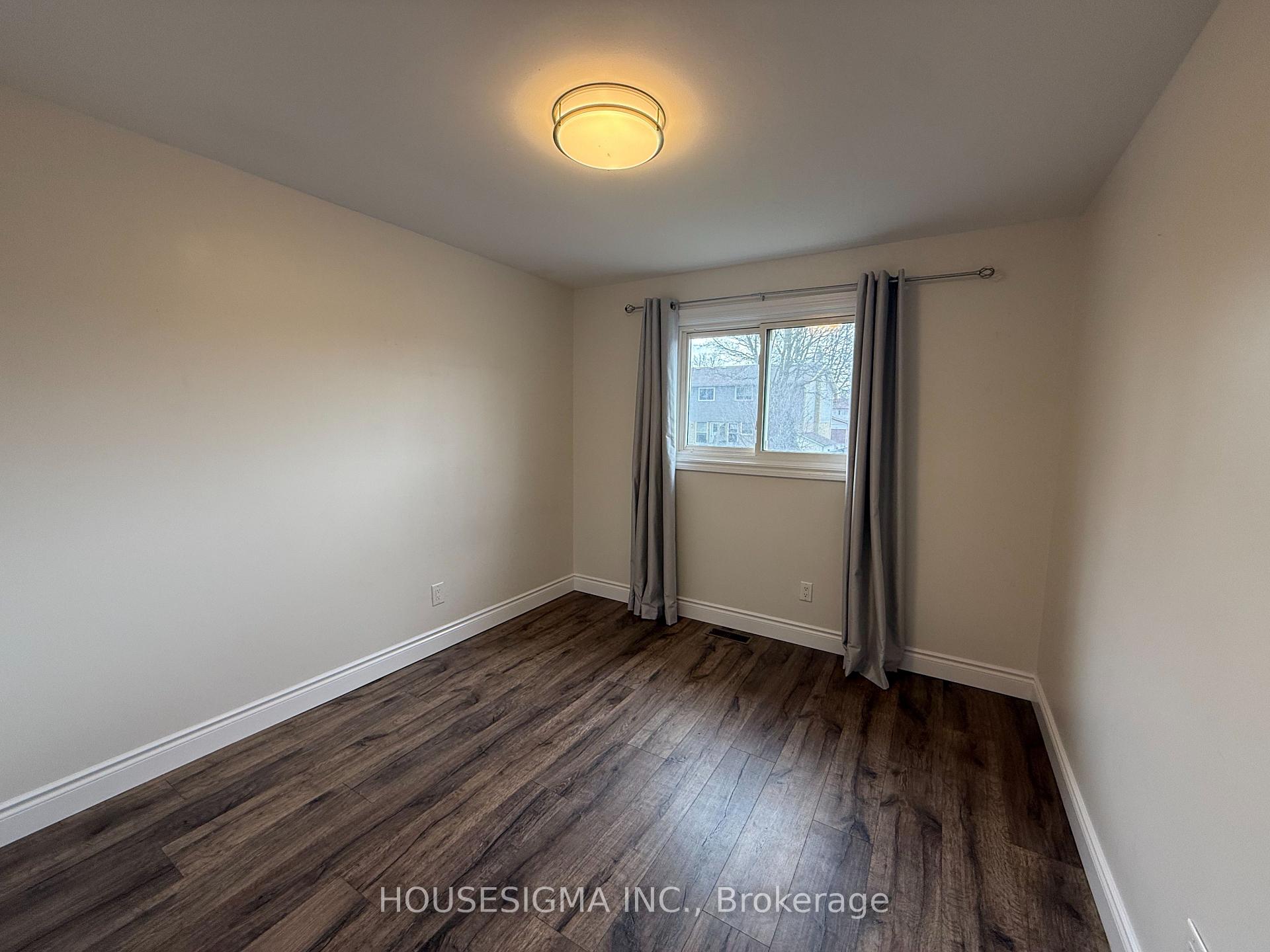 Photo 18 of Unit Upper, 548 Berwick Crescent, Oshawa, McLaughlin — HOMEH