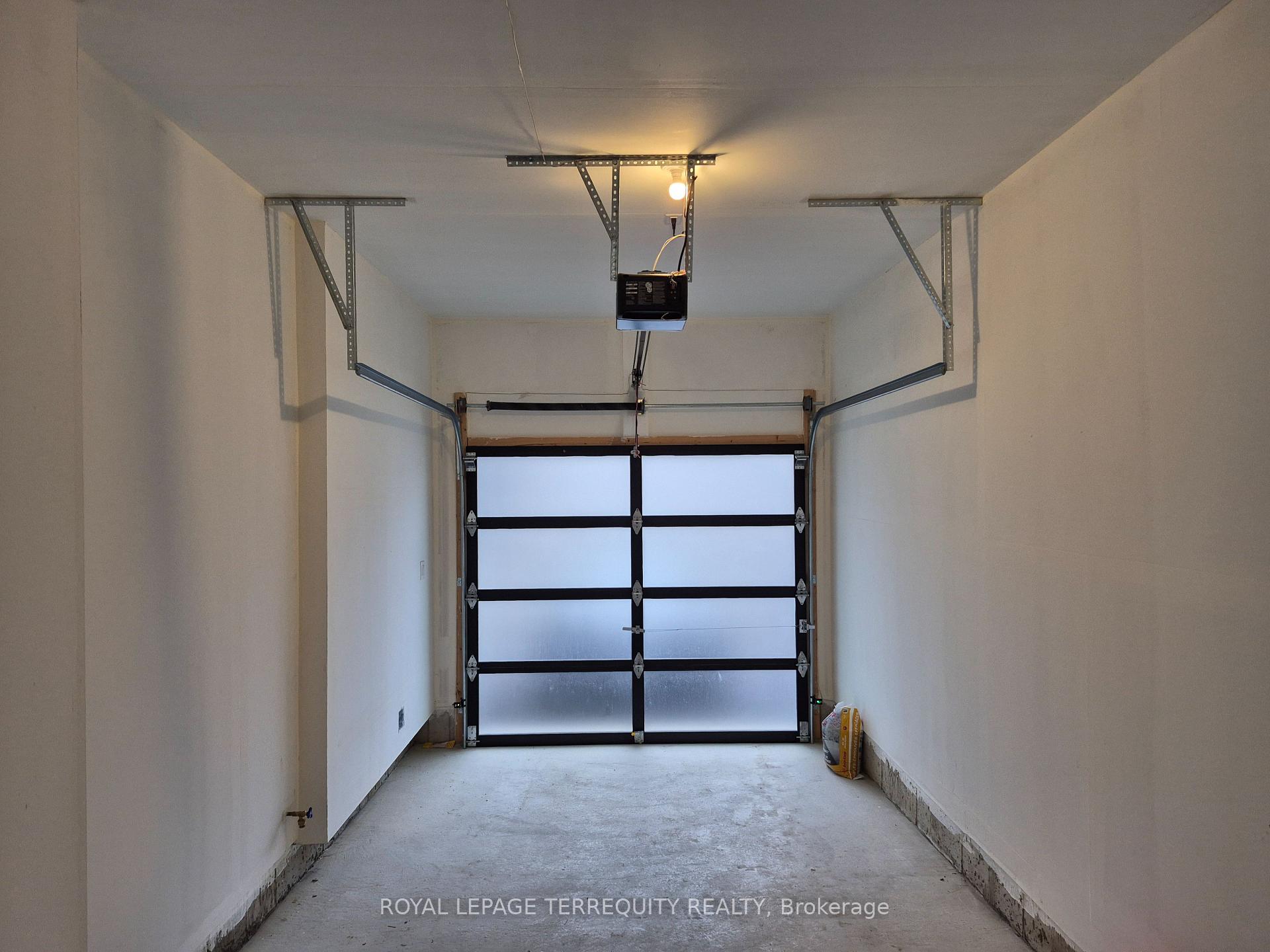 Photo 27 of 1101 Pisces Trail, Pickering, Rural Pickering — HOMEH