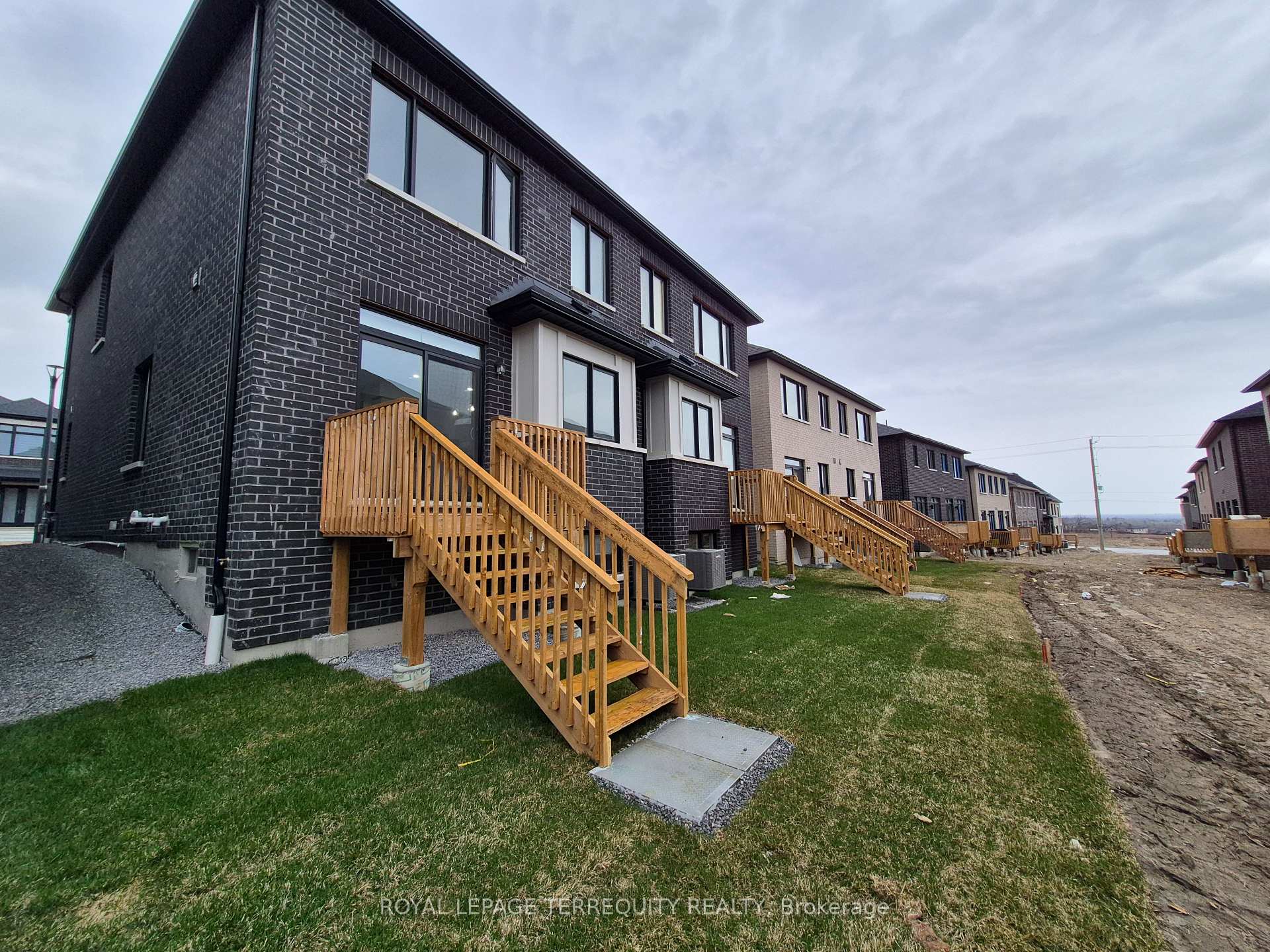 Photo 49 of 1101 Pisces Trail, Pickering, Rural Pickering — HOMEH