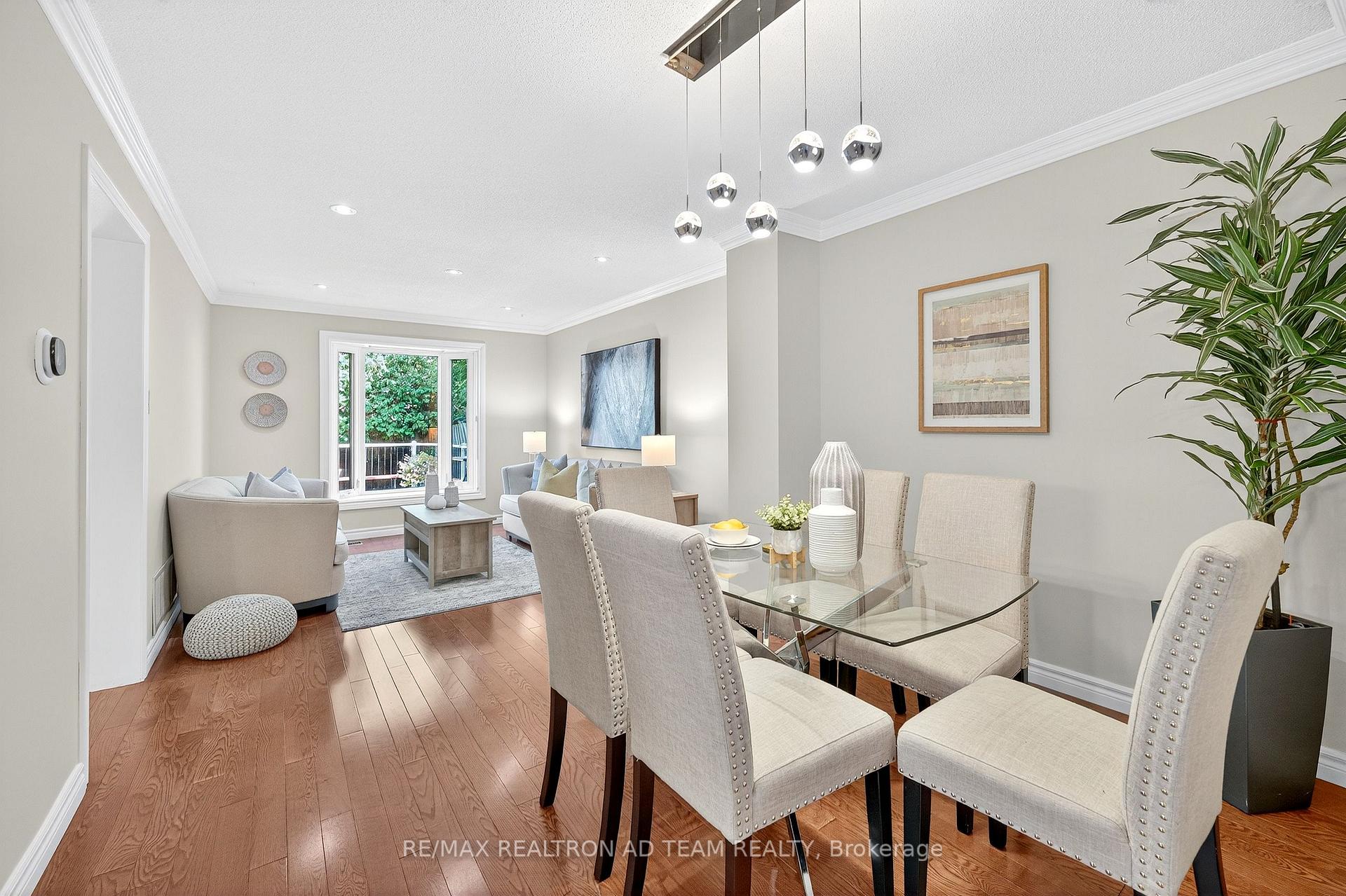 Photo 5 of 1303 Redwood Lane, Pickering, Liverpool — HOMEH