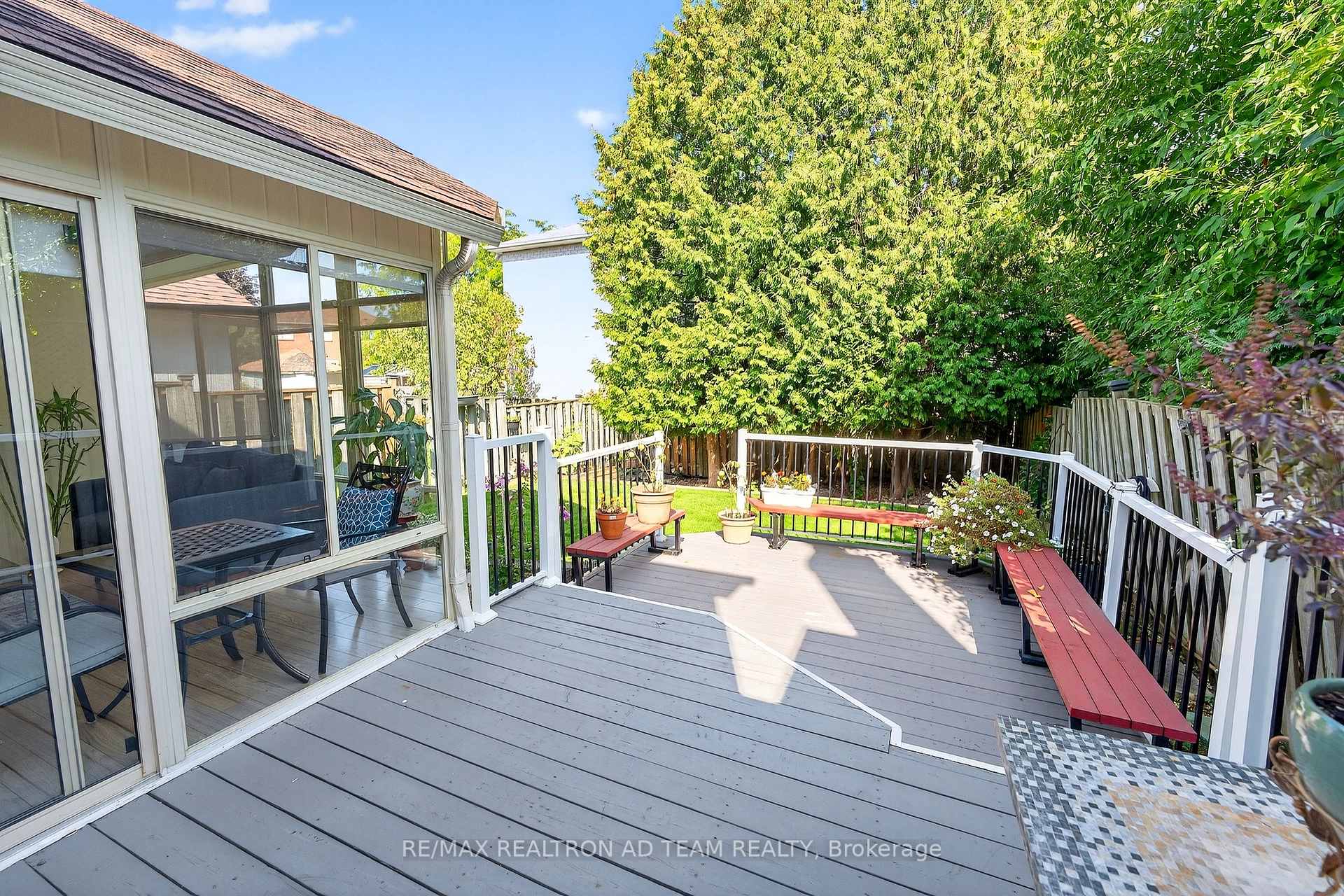 Photo 28 of 1303 Redwood Lane, Pickering, Liverpool — HOMEH